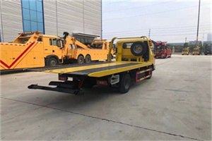 衡南非事故拖车