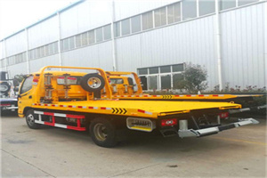 衡南附近拖车救援搭电